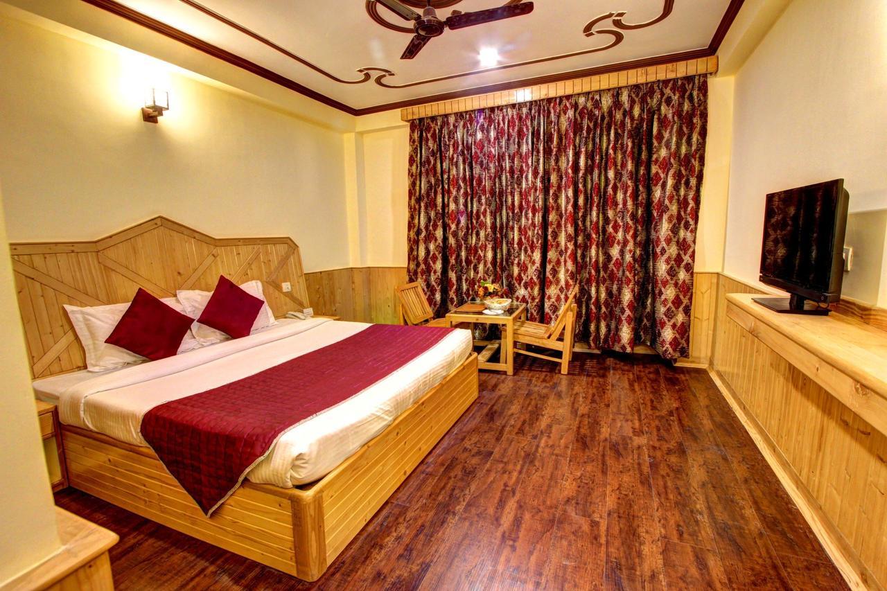 Holiday Bnb Manali Exterior photo